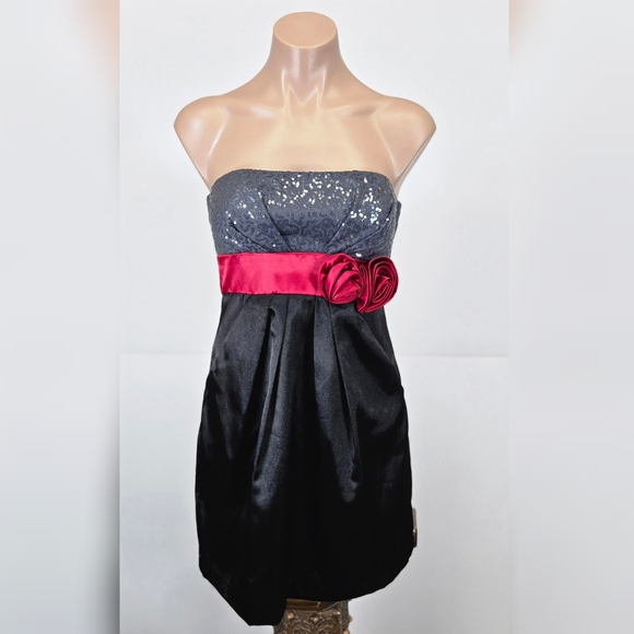 Speechless Y2K Black & Red Satin Mini Homecoming Party Prom Dress sz 3 - Picture 1 of 2